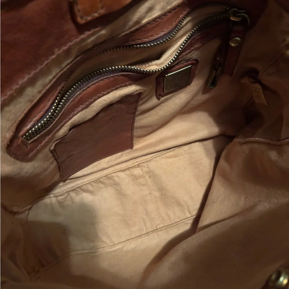 Campomaggi Corallo cognac leather crossbody or hobo bag - Picture 12 of 12
